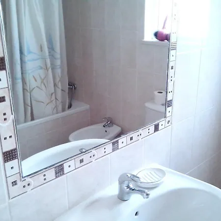 Charming In 60 M² With Pool & View *