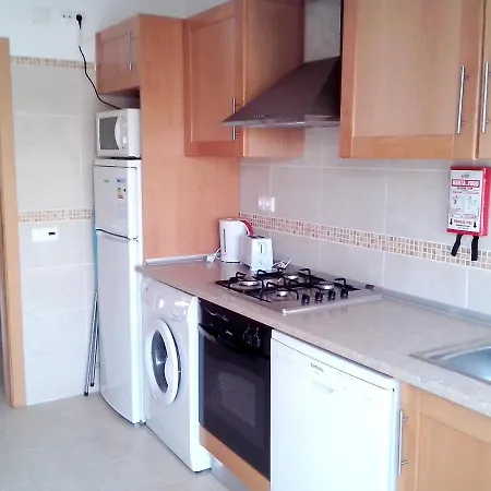 Charming In - 60 M² With Pool & View Lejlighed *