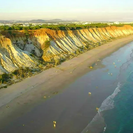 Appartement Charming In - 60 M² With Pool & View Albufeira