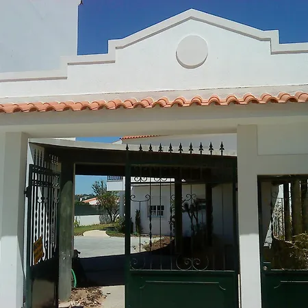 Charming In - 60 M² With Pool & View 아파트 알부페이라
