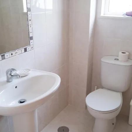 Charming In - 60 M² With Pool & View * Albufeira