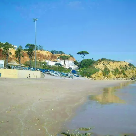 Charming In - 60 M² With Pool & View Lejlighed *